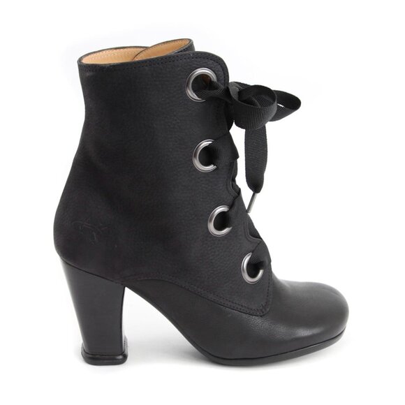 John Fluevog Shoes - JOHN FLUEVOG ROBYN Black Leather Ribbon Lace Up Boots Size 8
